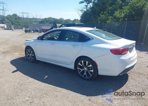 2015 Chrysler 200 C z USA, uszkodzony, nr VIN 1C3CCCEG2FN678485